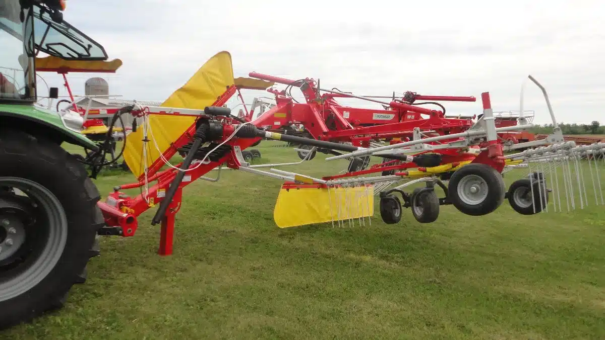 Gallery image 1 for Pottinger TOP 722 Rake