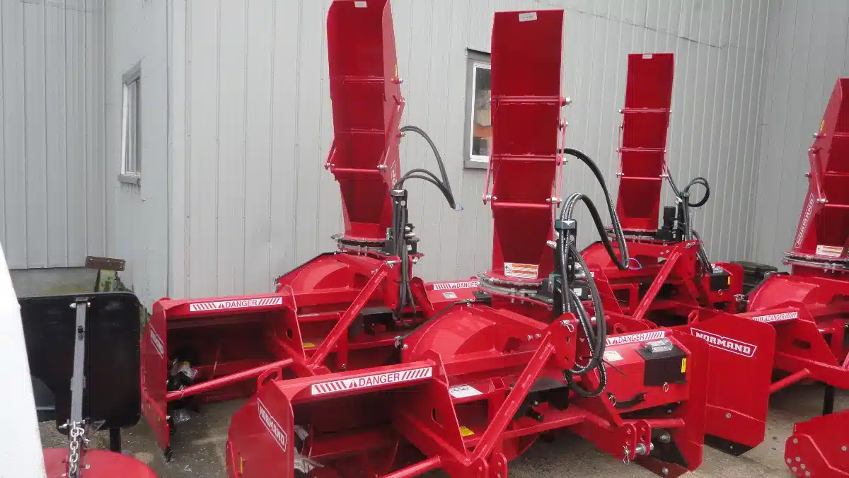 Gallery image 1 for Normand N82-260HYB Snow Blower