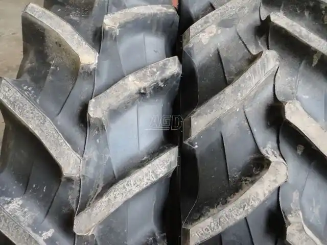 Gallery image 2 for New Pirelli 380/70R24 TM700 Tires