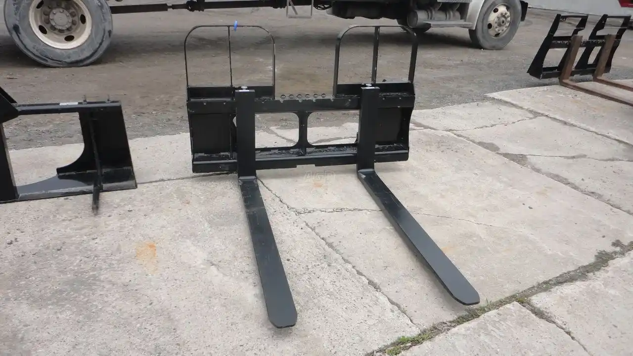 Gallery image 1 for New HLA Attachments HD5548 Pallet Fork