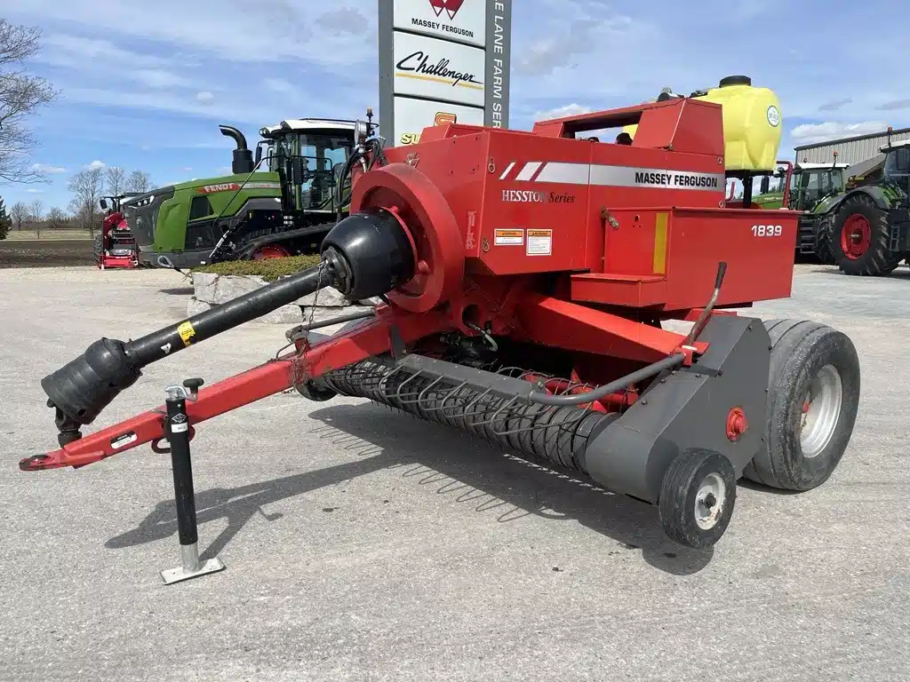Gallery image 1 for Used 2009 Massey Ferguson 1839 Square Baler - Small