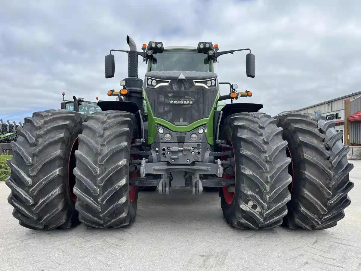 Gallery image 2 for 2021 Fendt 1046 VARIO Tractor