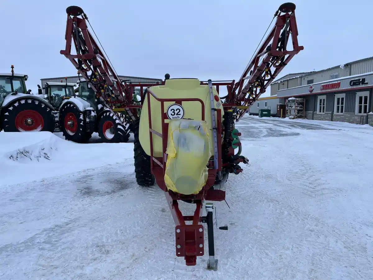 Gallery image 2 for New 2024 Hardi RANGER 2000 Sprayer - Pull Type