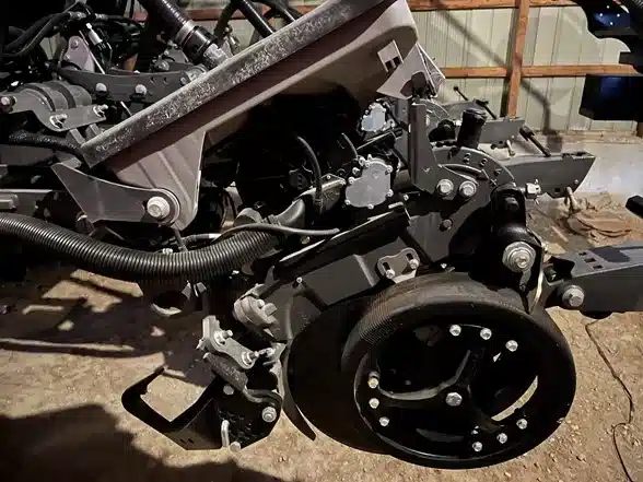 Gallery image 2 for New 2023 Fendt Momentum 24-30 Planter