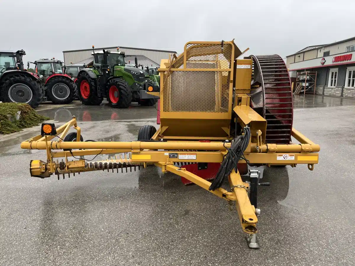 Gallery image 2 for Used 2022 Haybuster 3106 ROCK-EZE Rock Picker
