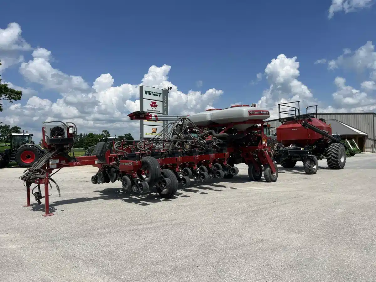 Gallery image 1 for Used 2012 Case IH 1250 Planter