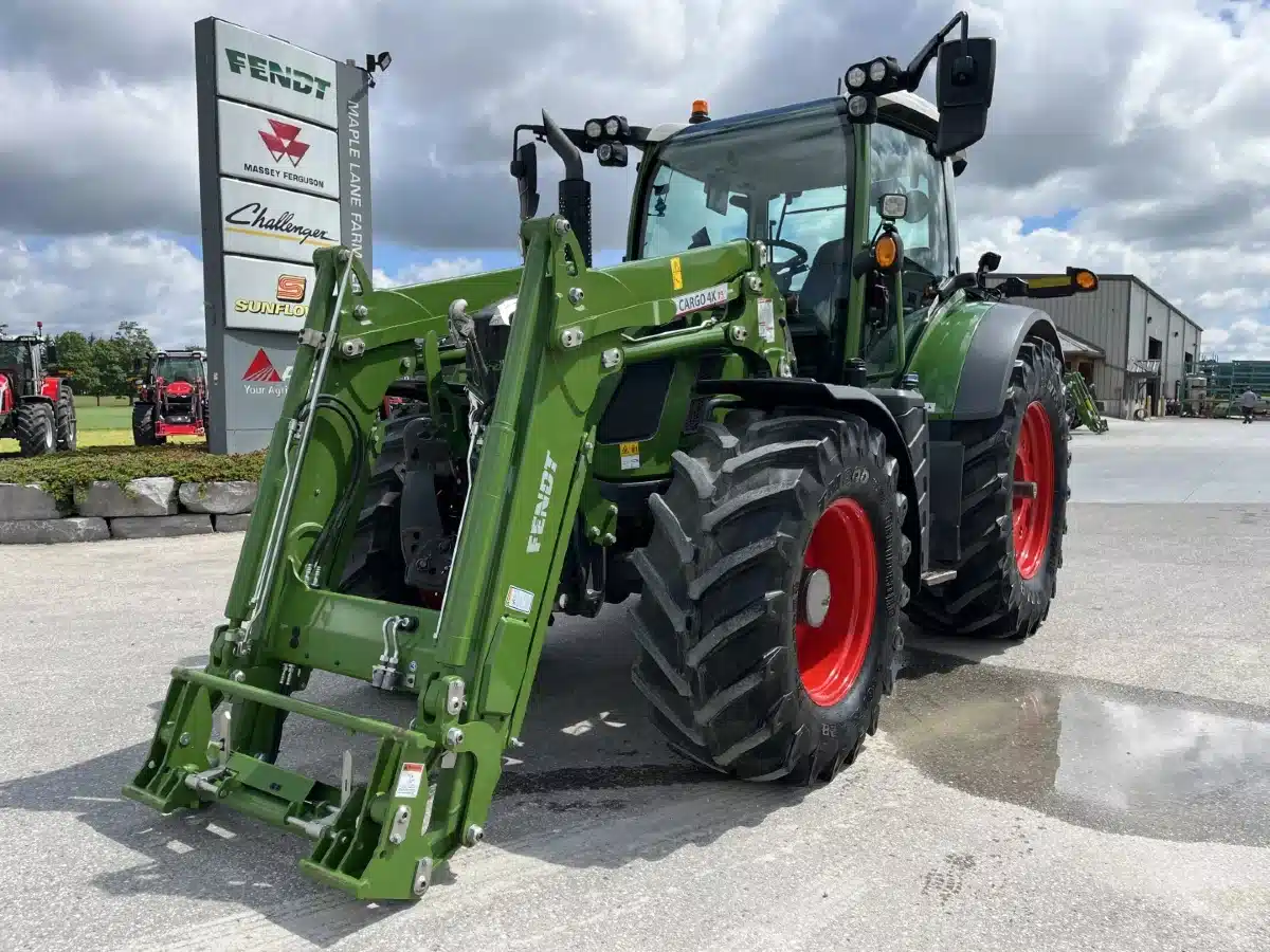 Photo de la Galerie 1 pour 2022 Fendt 514 VARIO Tracteur