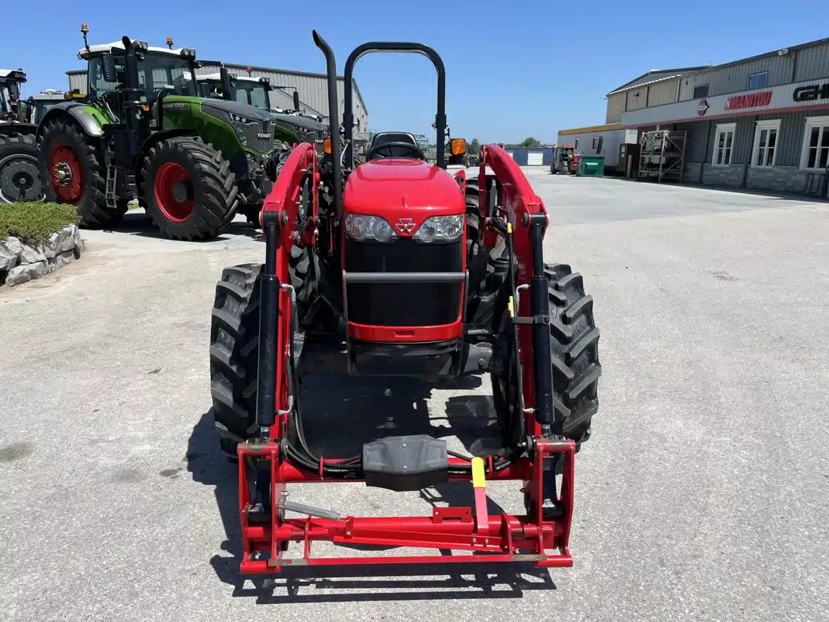 Gallery image 2 for Used 2023 Massey Ferguson 2607H Tractor