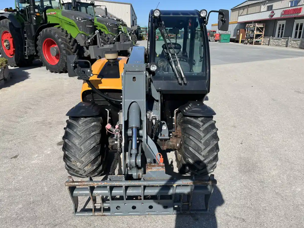 Gallery image 2 for Used 2017 Giant 4548 TENDO HD TeleHandler