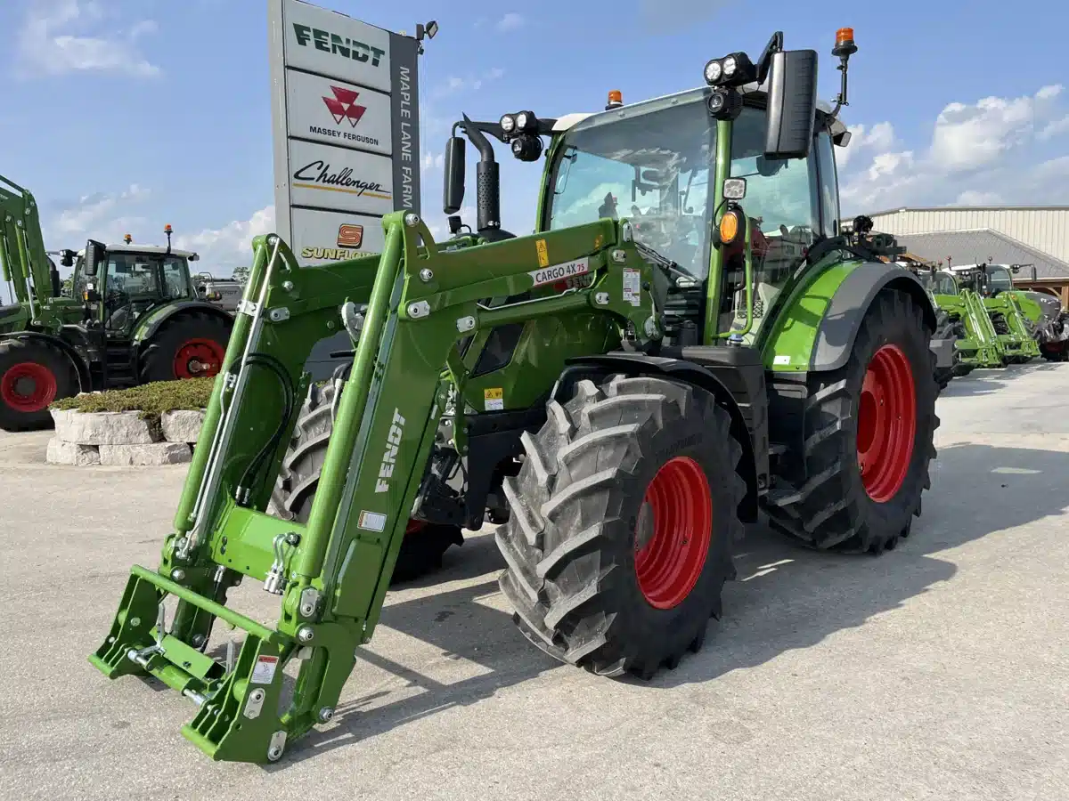 Gallery image 1 for New 2025 Fendt 314 VARIO Tractor