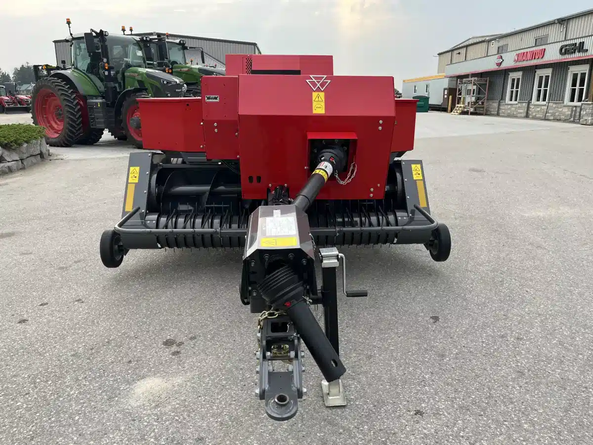 Gallery image 2 for New 2024 Massey Ferguson 1842S Square Baler - Small