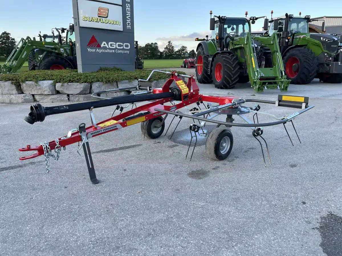 Gallery image 1 for Used 2025 Massey Ferguson TD252 Tedder Rake