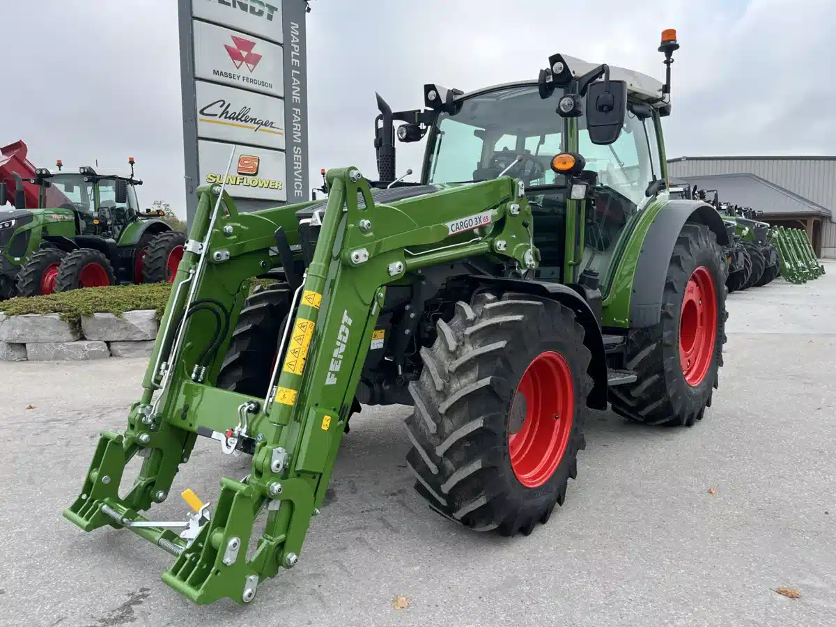 Gallery image 1 for New 2025 Fendt 211 Tractor