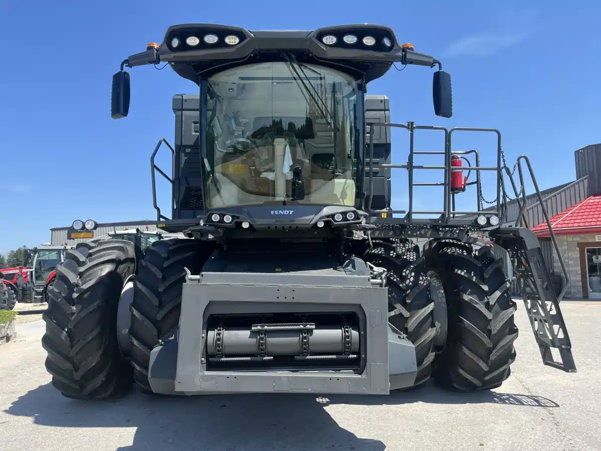Gallery image 2 for New 2024 Fendt IDEAL 8 Combine