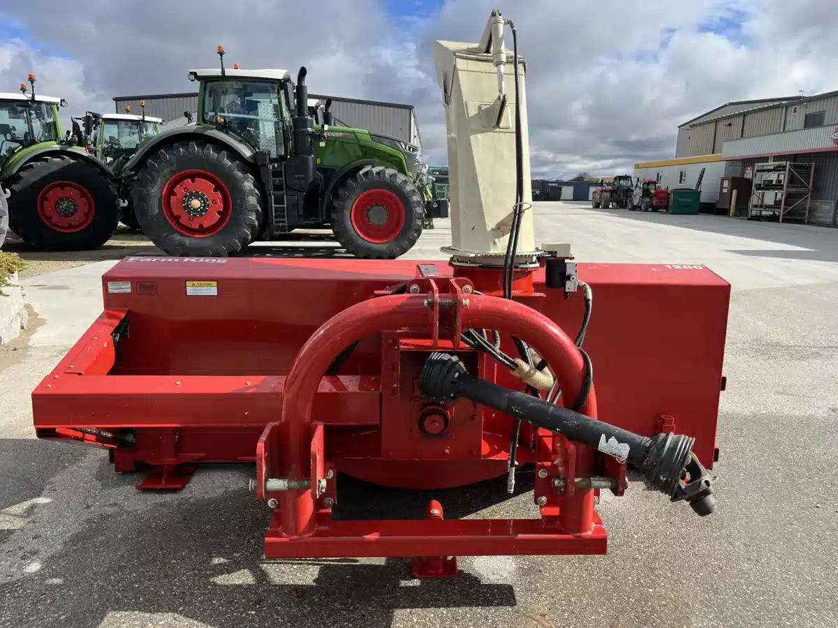 Gallery image 2 for Used 2017 Farm King 1200 Snow Blower