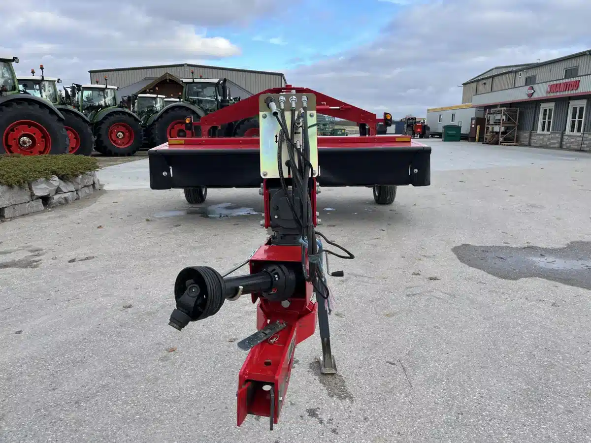 Gallery image 2 for Used 2021 Massey Ferguson 1393 Disc Mower Conditioner