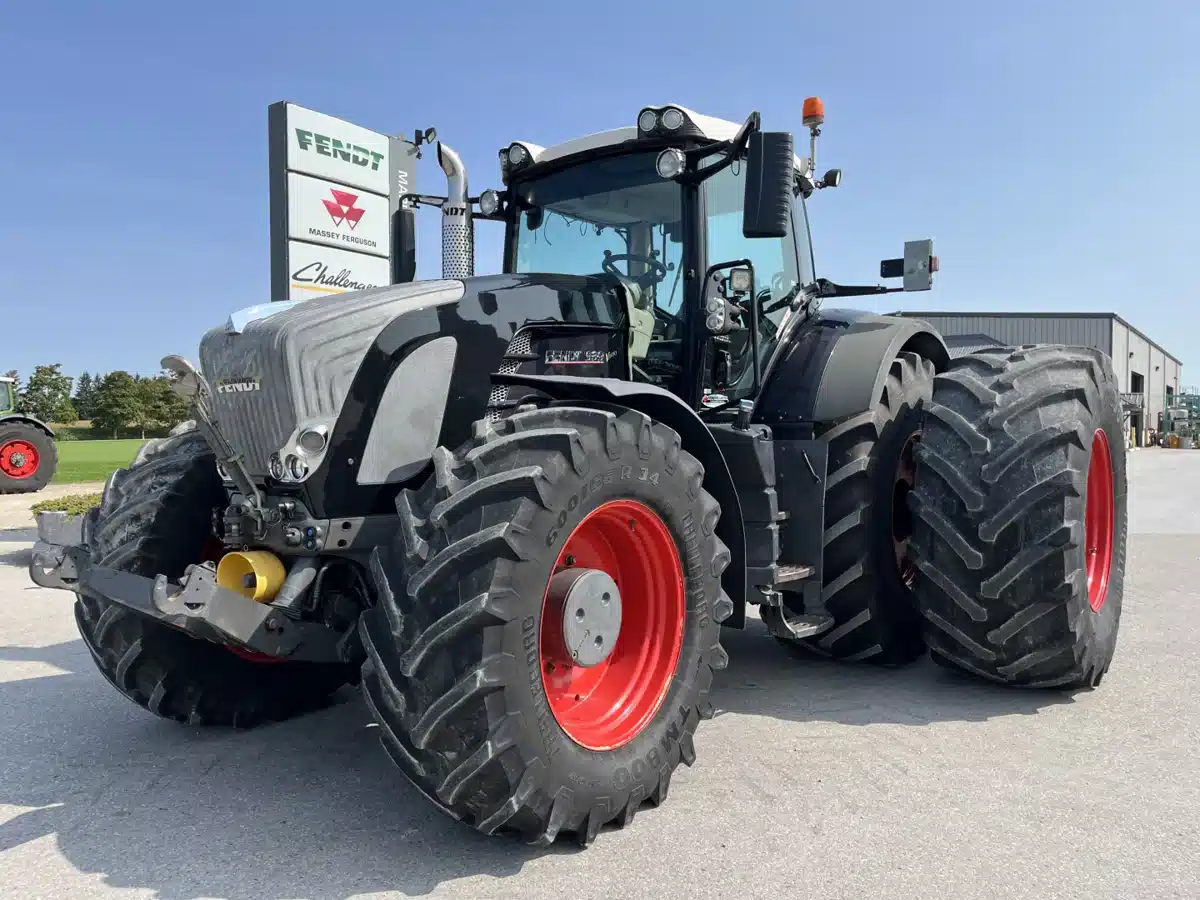 Used 2012 Fendt 939 VARIO Tractor