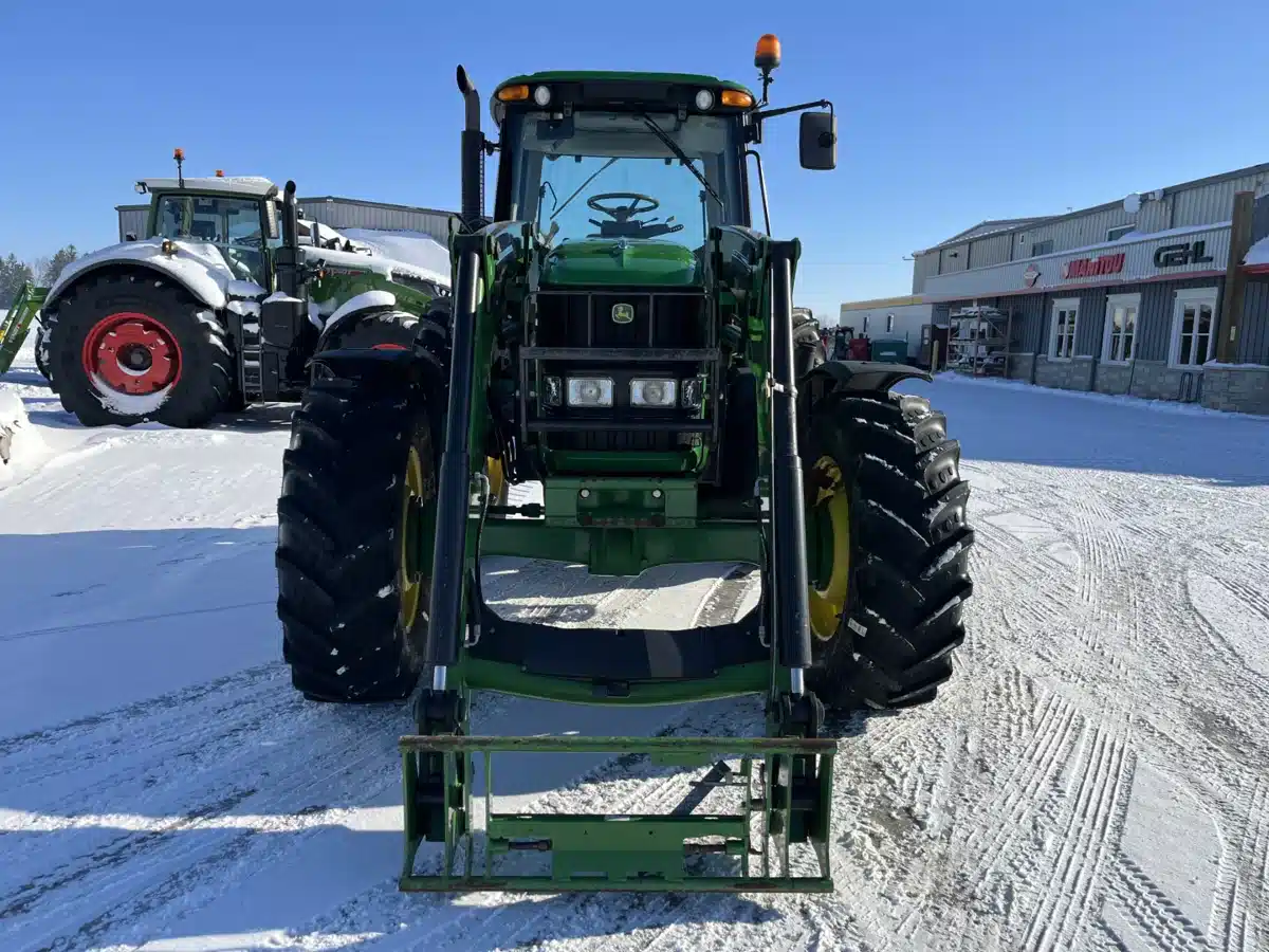 Gallery image 2 for Used 2011 John Deere 7330 Tractor