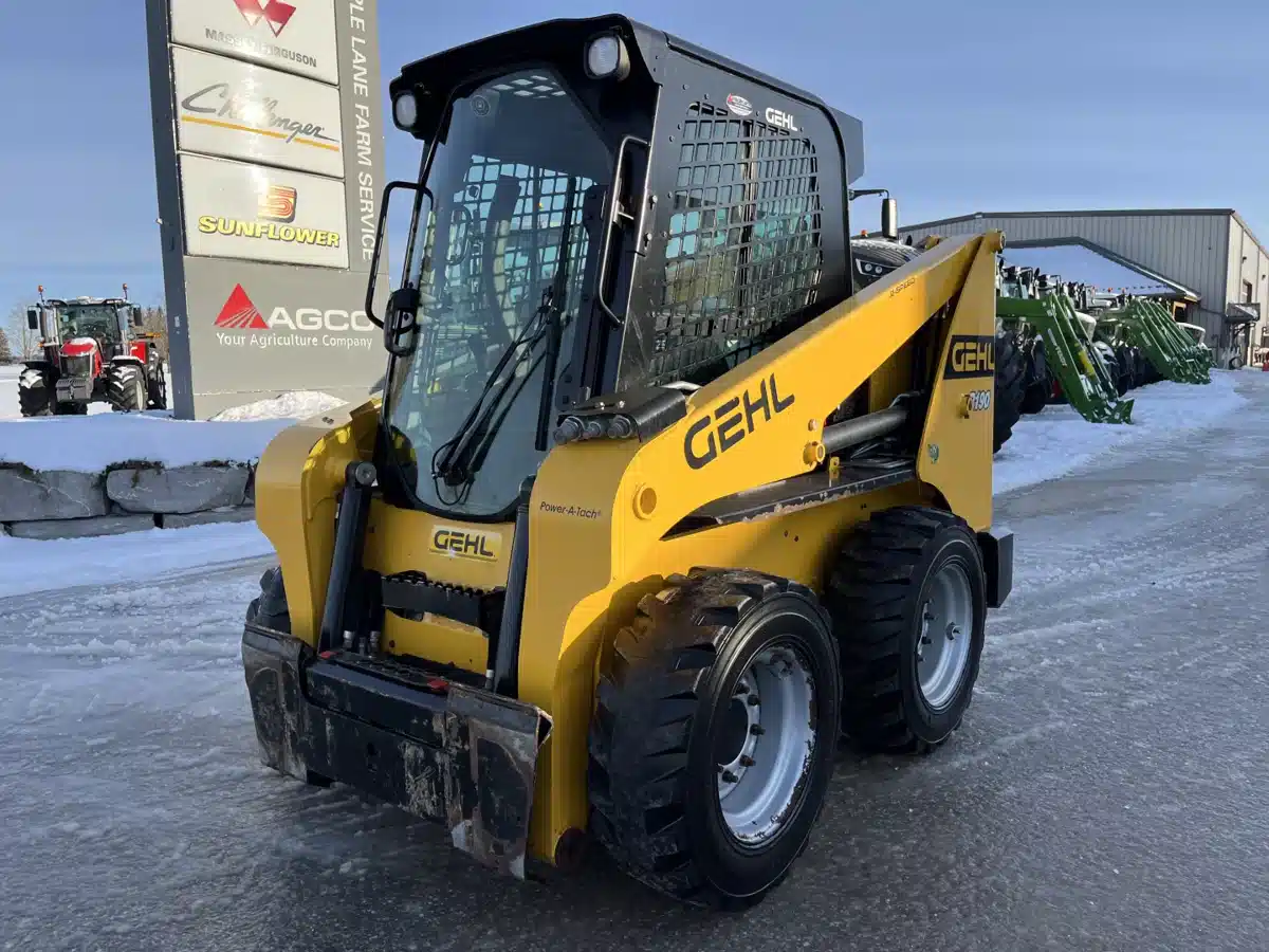 Used 2023 Gehl R190 Skid Steer/Excavator