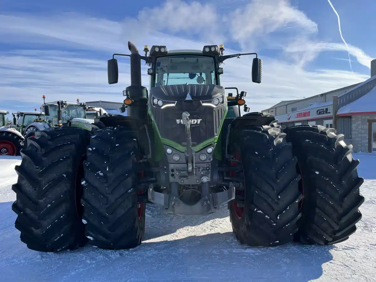 Gallery image 2 for 2018 Fendt 1038 VARIO Tractor