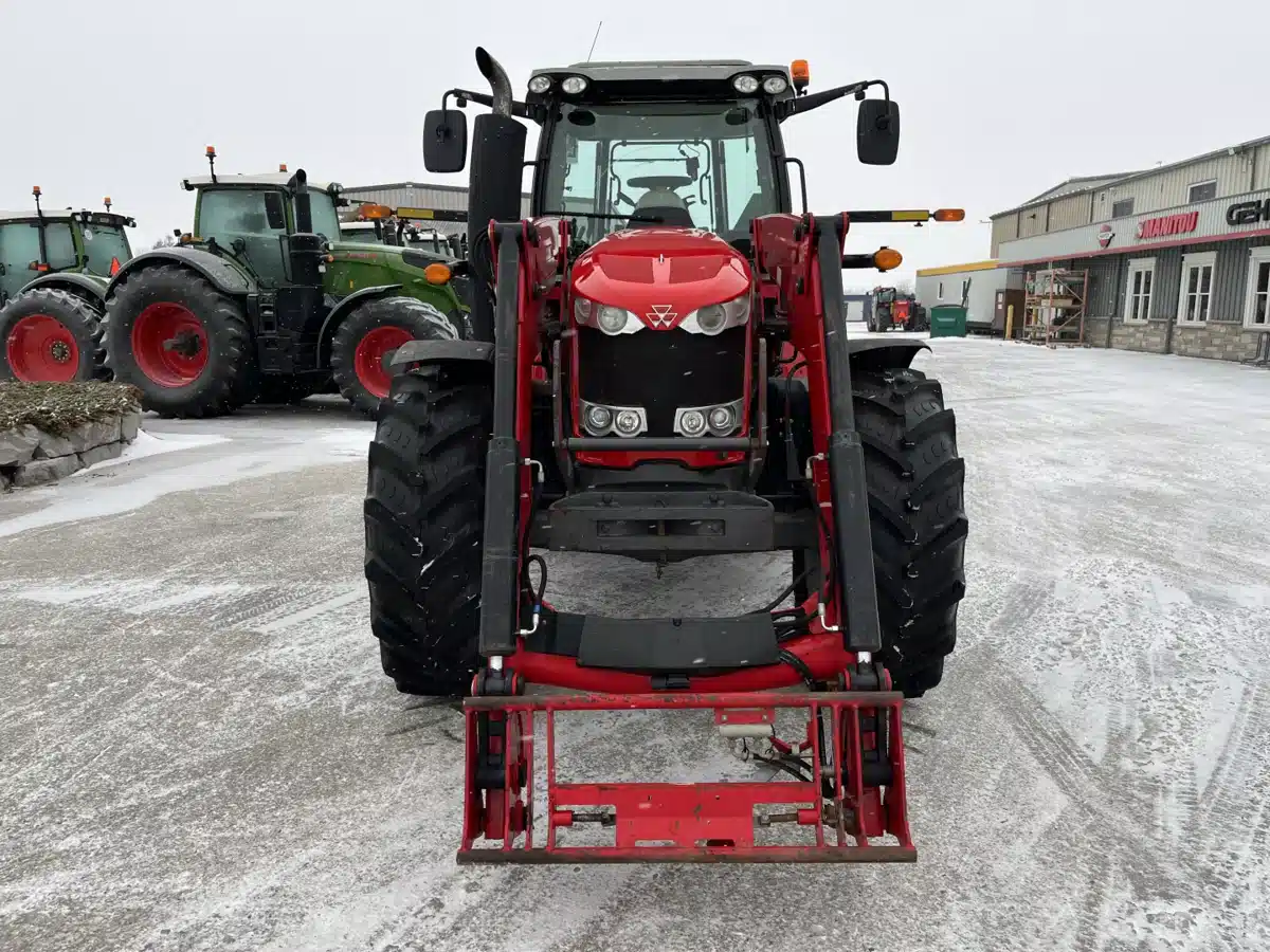 Gallery image 2 for 2013 Massey Ferguson 7615 Tractor