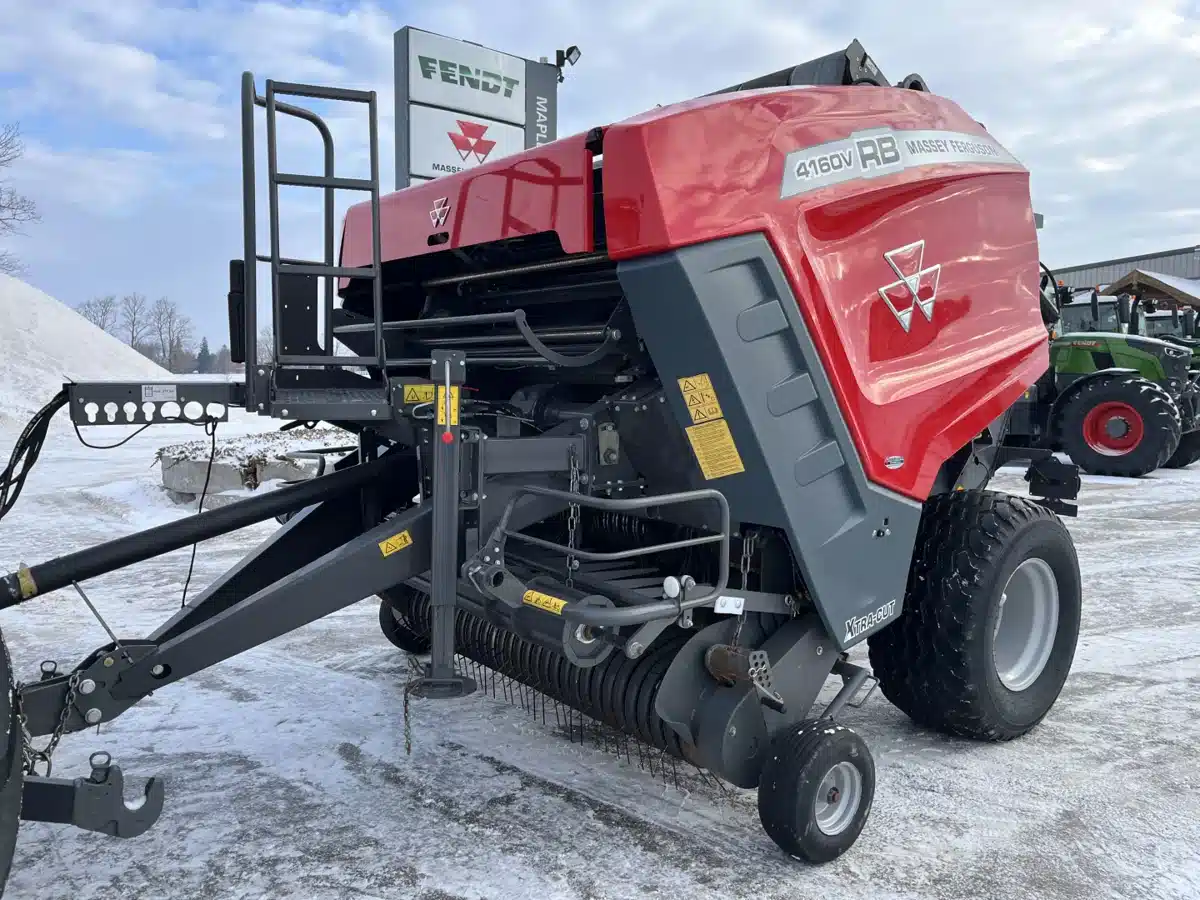 2022 Massey Ferguson RB4160V Round Baler