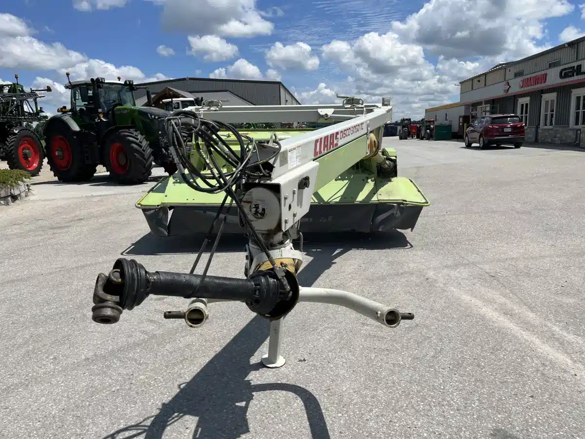 Photo de la Galerie 2 pour 2013 CLAAS 3050 TC Faucheuse-conditionneuse à disques