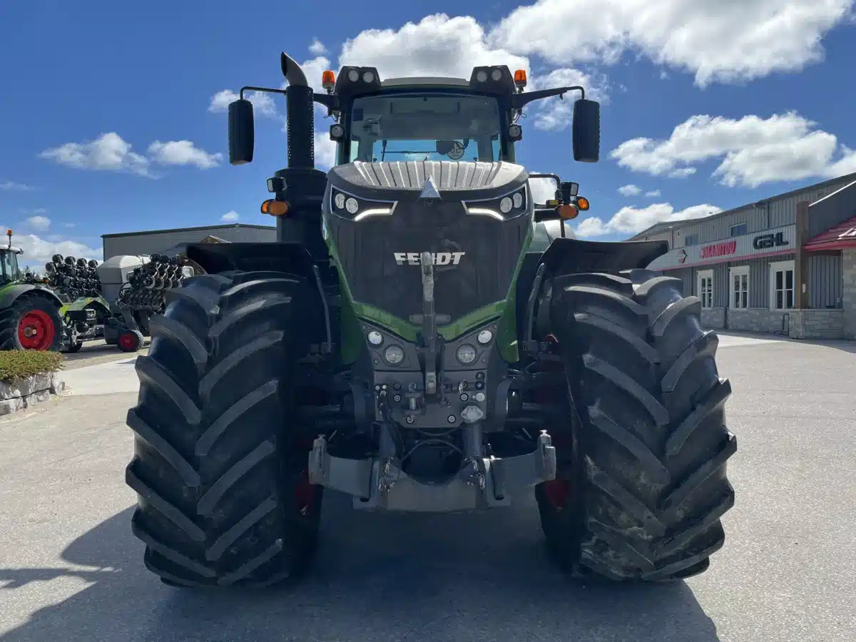 Gallery image 2 for 2016 Fendt 1038 VARIO Tractor