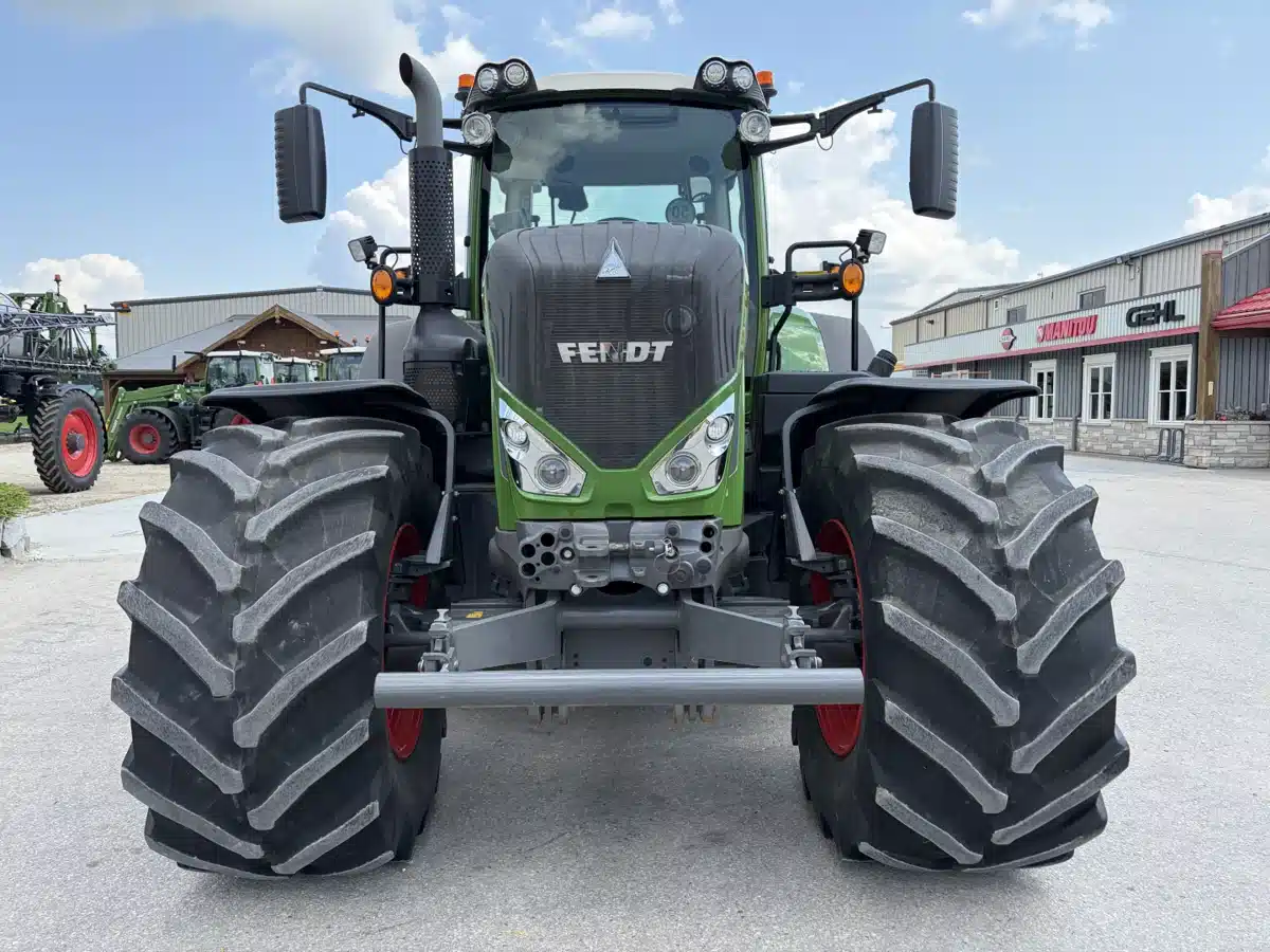 Gallery image 2 for 2022 Fendt 826 vario Tractor