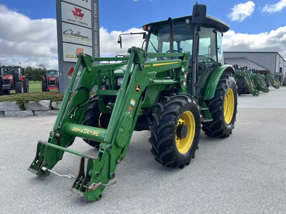 Gallery image 1 for 2008 John Deere 5101E Tractor