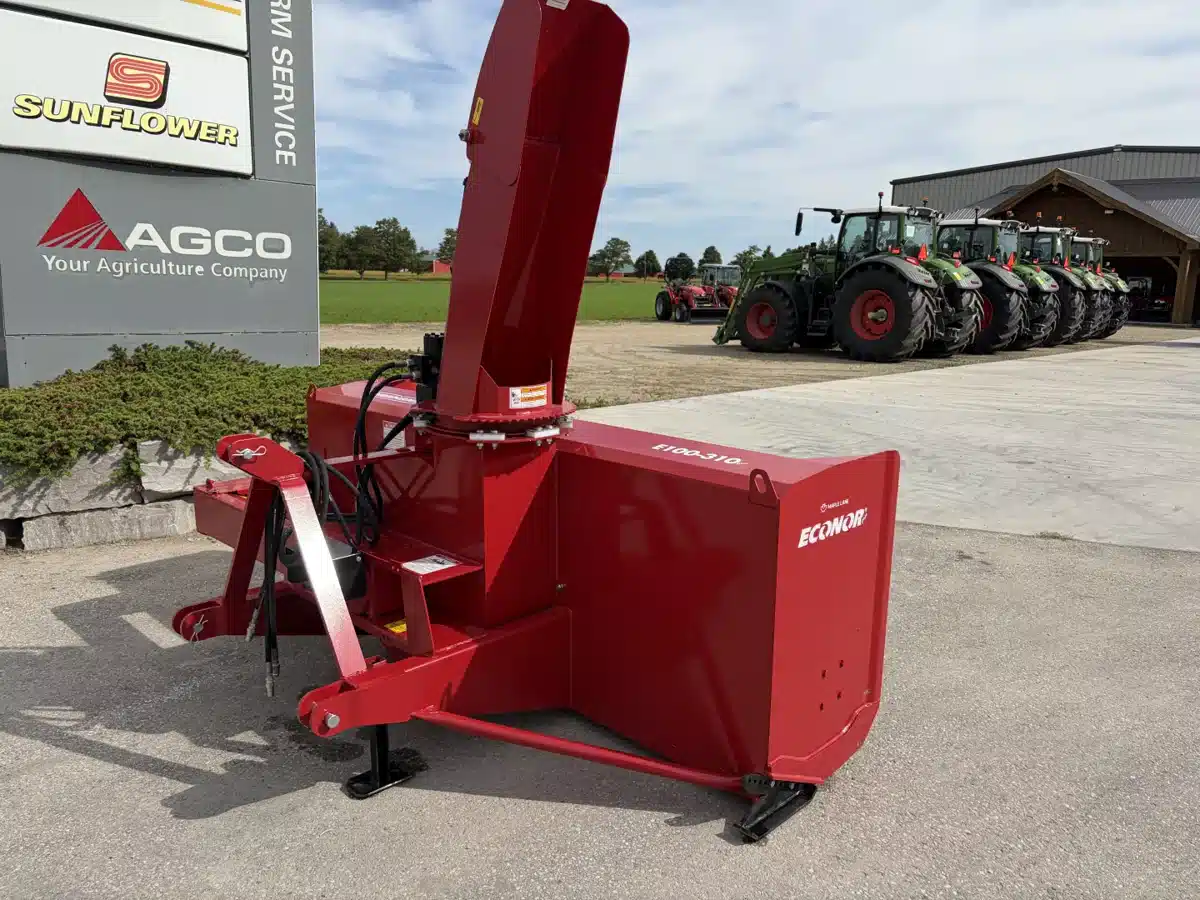 Gallery image 1 for Normand E100-310 Snow Blower