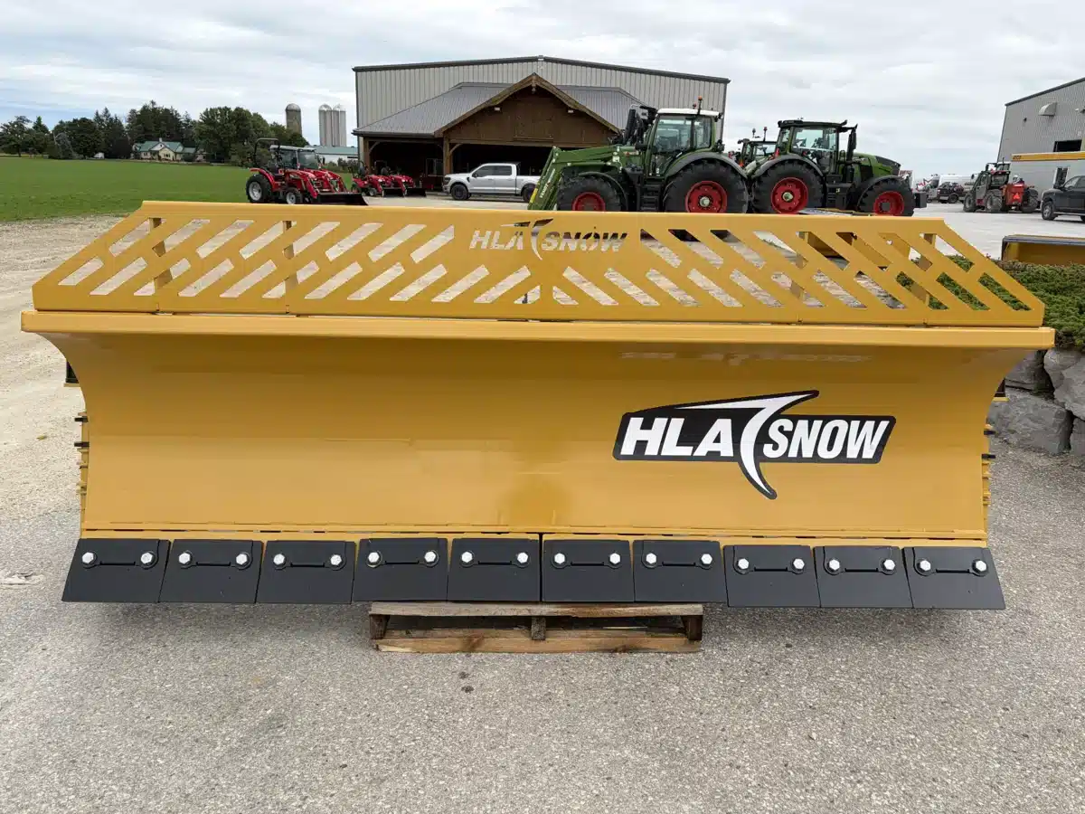 Photo de la Galerie 2 pour 2026 HLA Attachments SB4203W1016 Gratte à neige