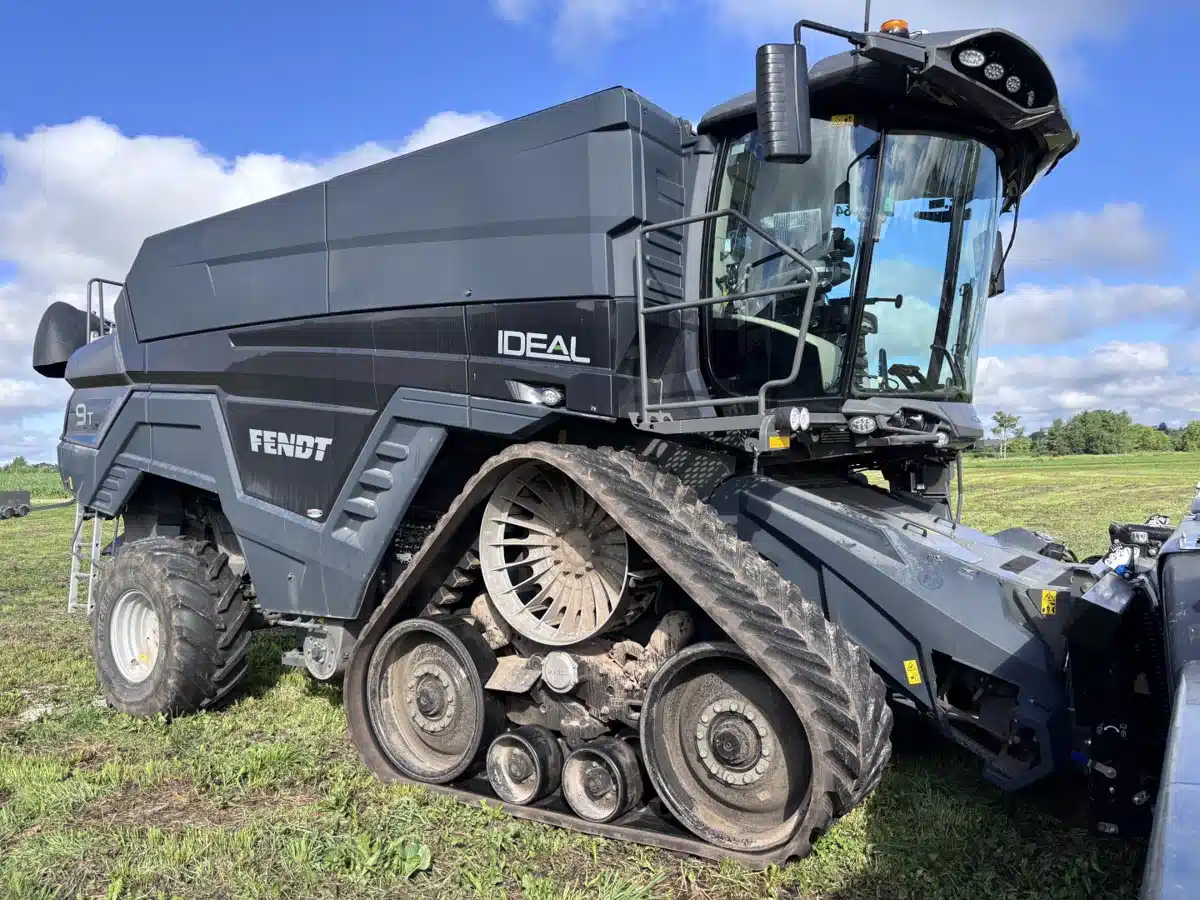 Gallery image 1 for 2024 Fendt IDEAL 9T Combine