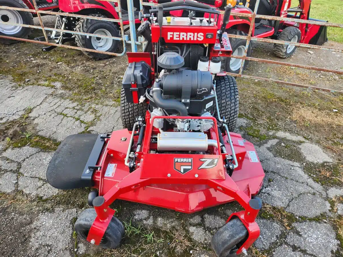 Gallery image 2 for Ferris SRS Z1 STAND ON Mower - Stand On