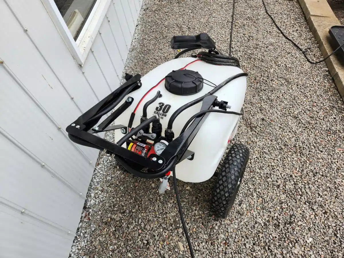 Gallery image 2 for 2023 Fimco LG-30-TRL Sprayer - Pull Type