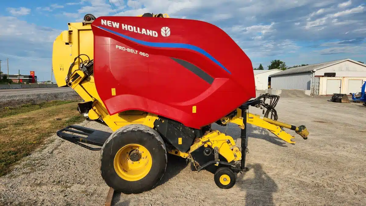 Photo de la Galerie 2 pour 2023 New Holland ROLL-BELT 460 Presse à Balle Ronde