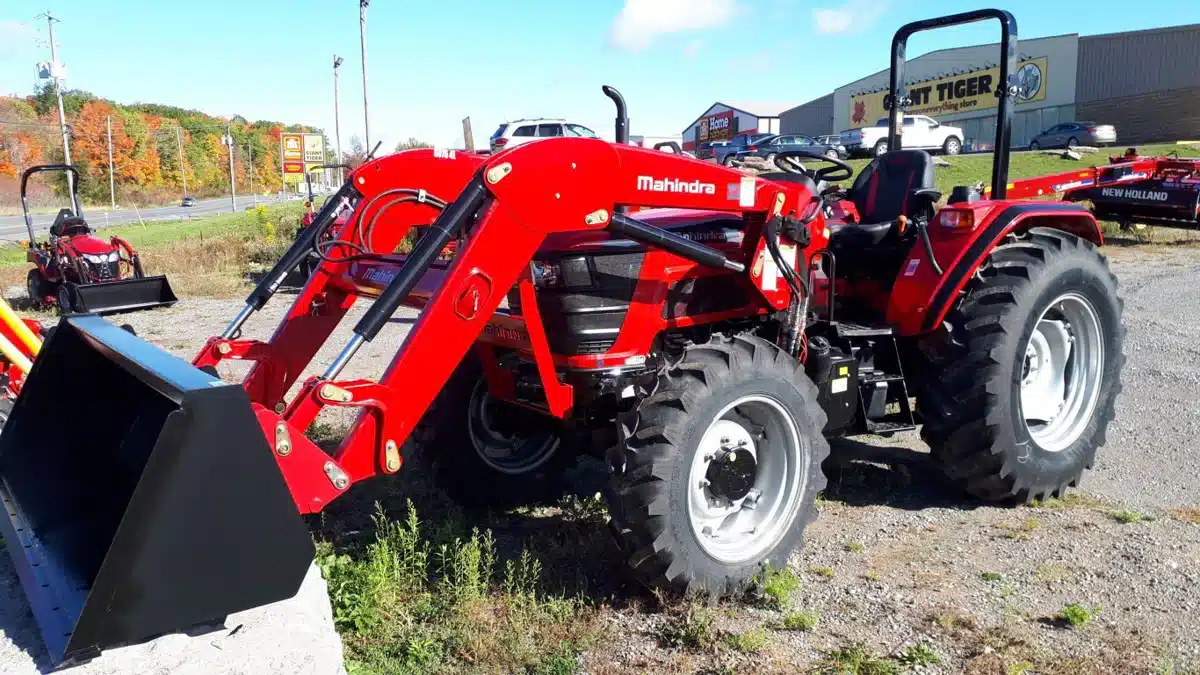 Photo de la Galerie 1 pour 2022 Mahindra 6075 Tracteur