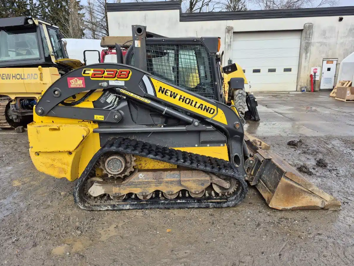 Gallery image 1 for 2018 New Holland C238 Track Loader