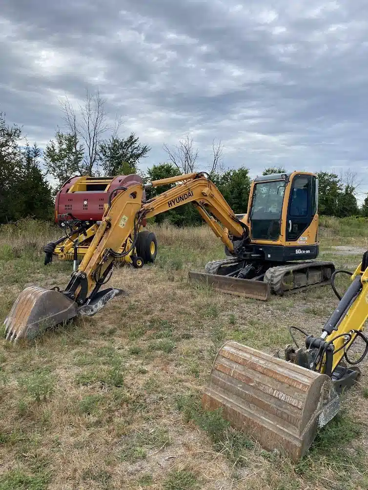 Gallery image 1 for 2016 Hyundai Ind ROBEX 60CR-9A Excavator