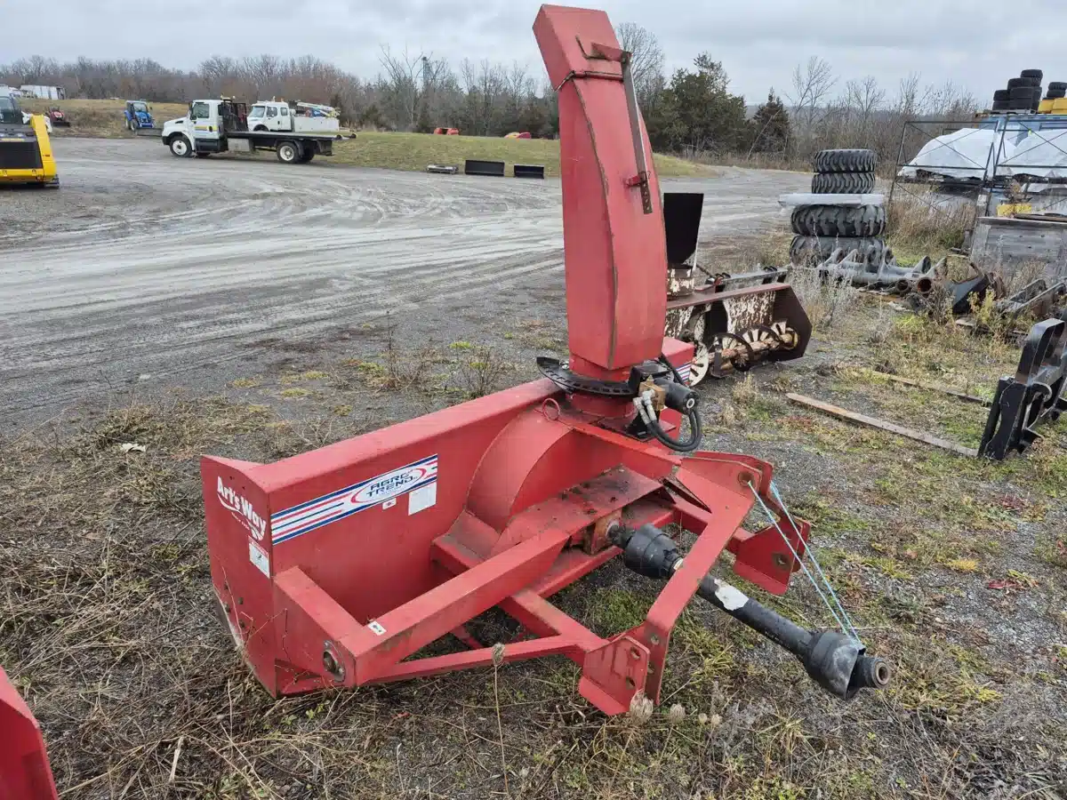 Gallery image 2 for 2015 Agro Trend 3084 Snow Blower