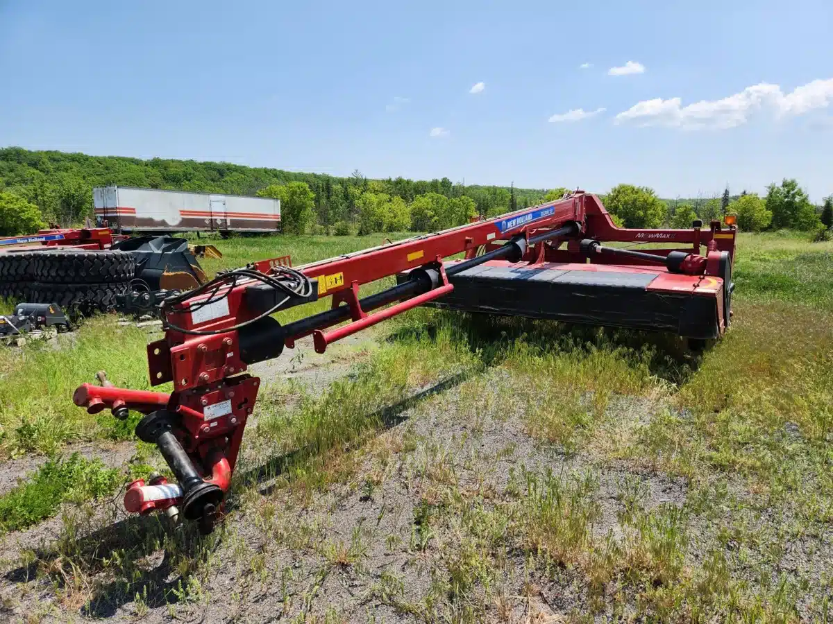 Gallery image 1 for 2014 New Holland 313 Disc Mower Conditioner