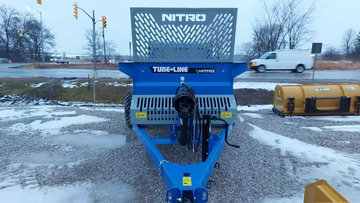 Photo de la Galerie 2 pour Tubeline Manufacturing NITRO 275RS Épandeur à fumier