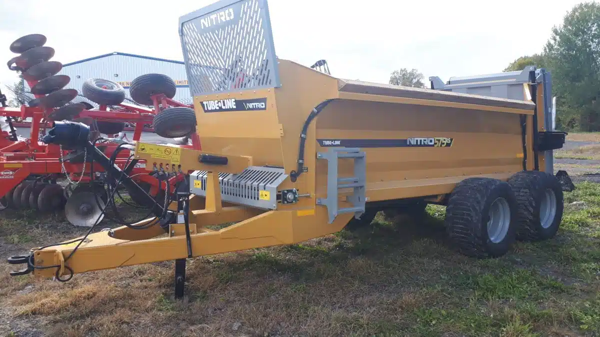 Tubeline Manufacturing Ltd Nitro 575RS Manure Spreader