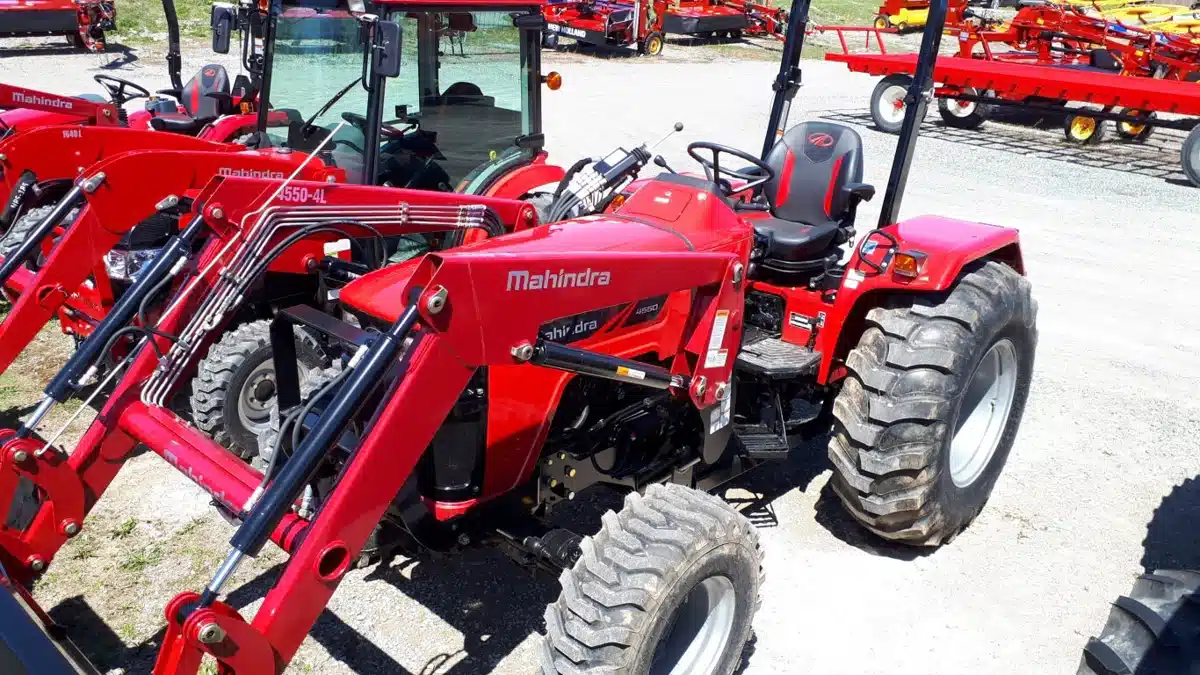 Gallery image 1 for Mahindra 4550 Tractor