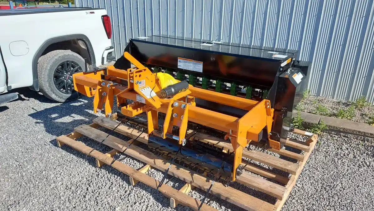 Gallery image 1 for Woods PSS72 Seeder