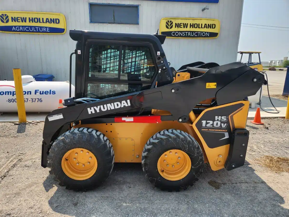 Gallery image 2 for Hyundai Ind HS120V Skid Steer