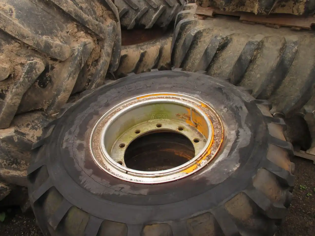 Gallery image 2 for Used United Tires & Rims