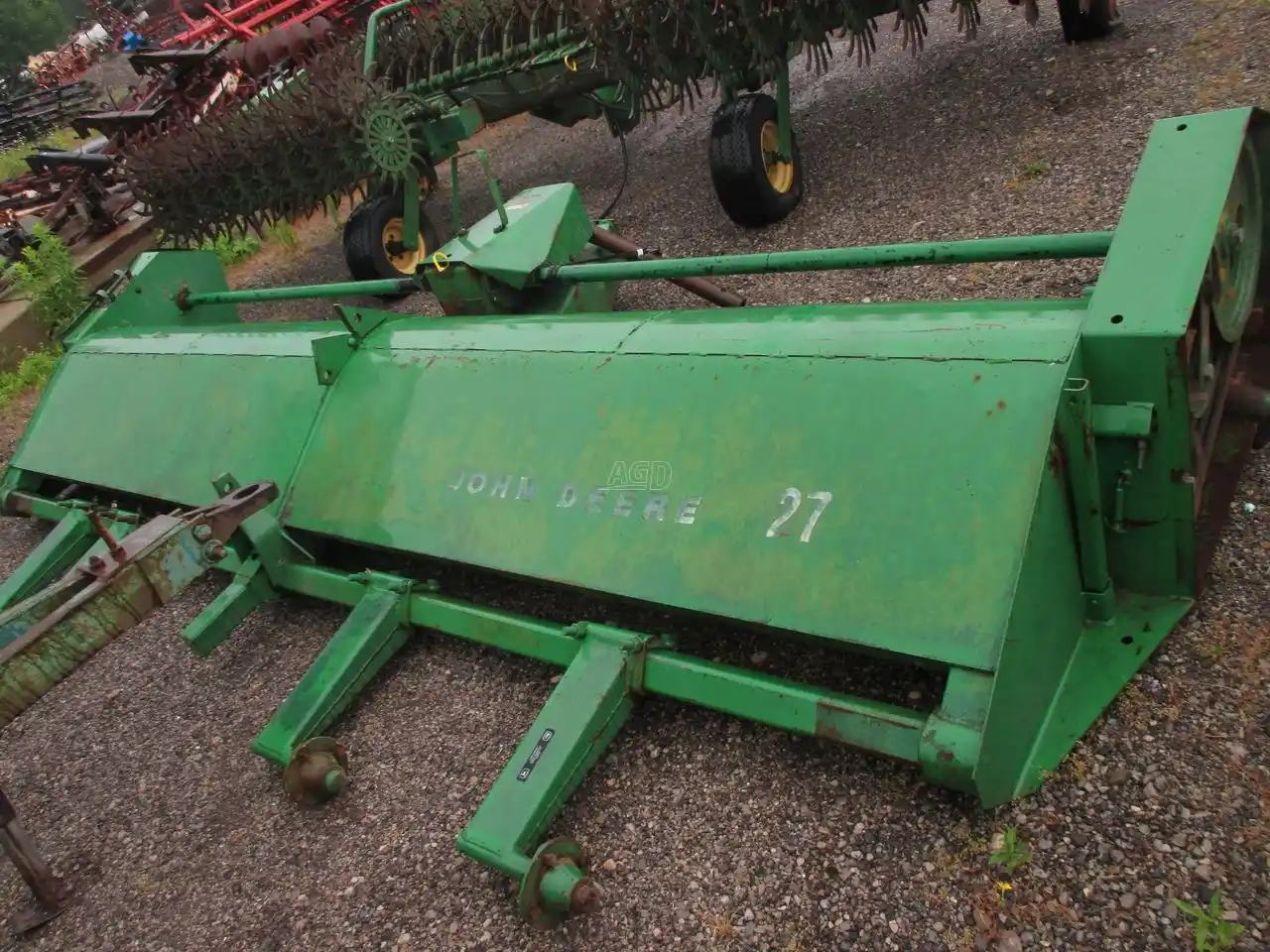 Gallery image 2 for Used John Deere 27 Crop Chopper
