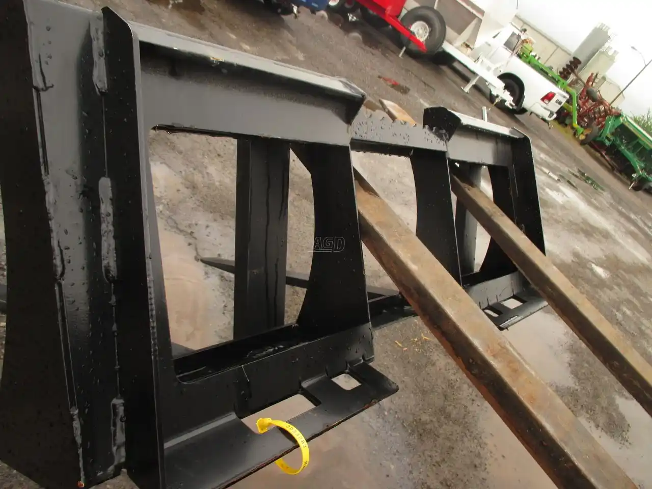 Gallery image 2 for New HLA HD1242 Pallet Fork