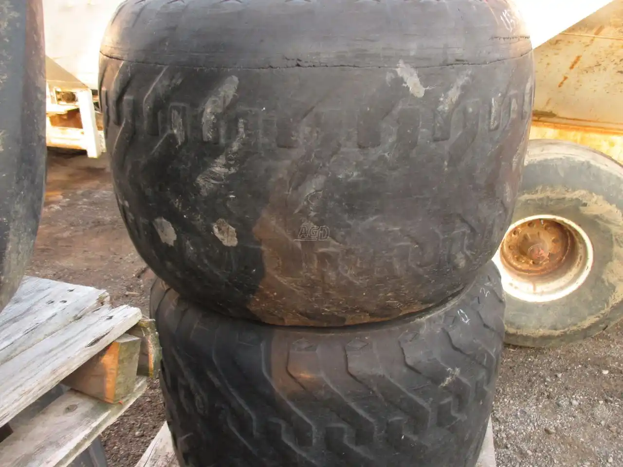 Gallery image 2 for Used Flotaion Tires & Rims